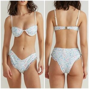 Minkpink Rubicon Underwire Bikini Top & Bikini Brief in Multi Floral Size XS